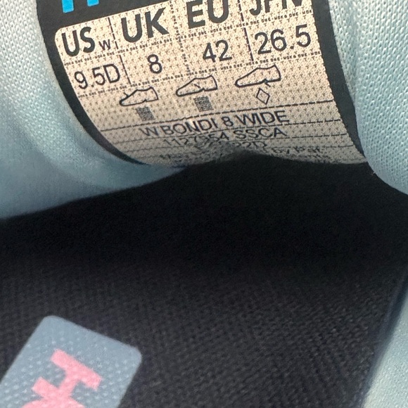 HOKA Bondi 8 Max Cushioned Road Runner Size 9.5 Wide - Picture 8 of 8